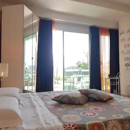 Marina Resart & Bed & Breakfast Napoli
