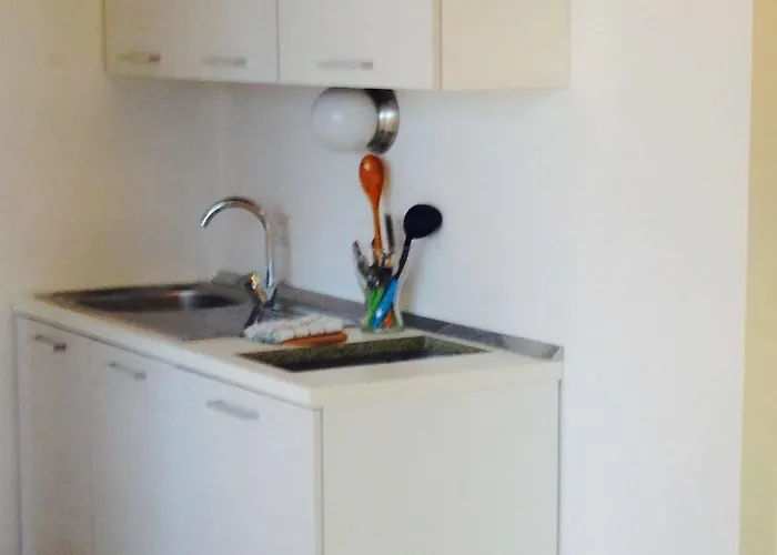 Bed & Breakfast Marina Resart & *