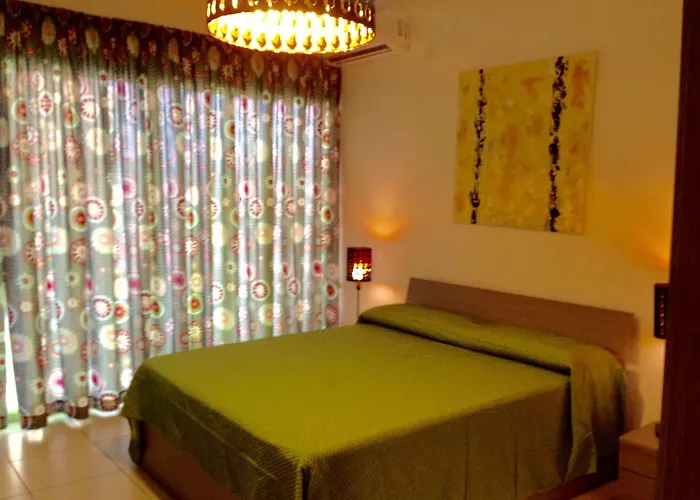 Bed & Breakfast Marina Resart & *