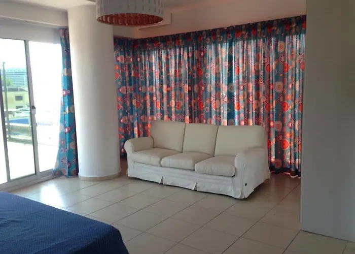 Bed & Breakfast Marina Resart &