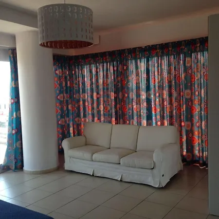 Bed & Breakfast Marina Resart Rooms & Suite