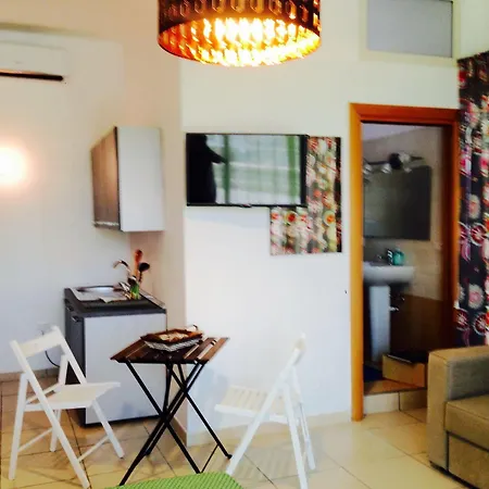 Marina Resart Rooms & Suite *