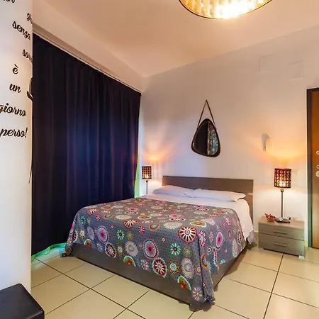 Marina Resart Rooms & Suite