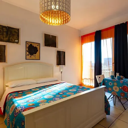 Marina Resart Rooms & Suite Bed & Breakfast Naples