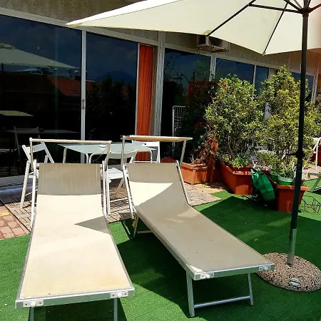 Bed & Breakfast Marina Resart Rooms & Suite *