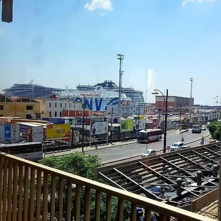 Marina Resart Rooms & Suite * Naples