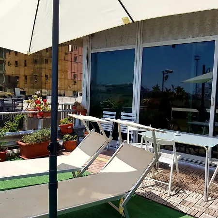 Marina Resart Rooms & Suite Bed & Breakfast